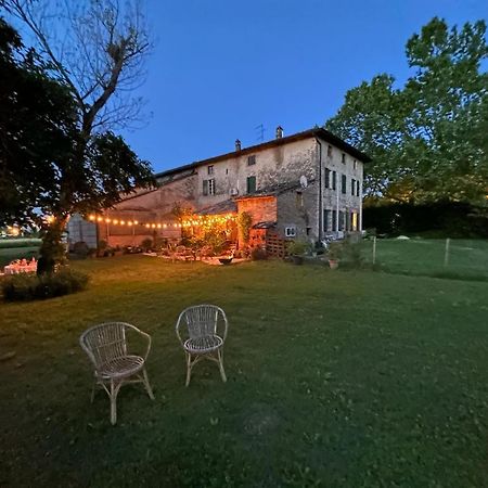 B&B Ostria Vento Medesano Bagian luar foto