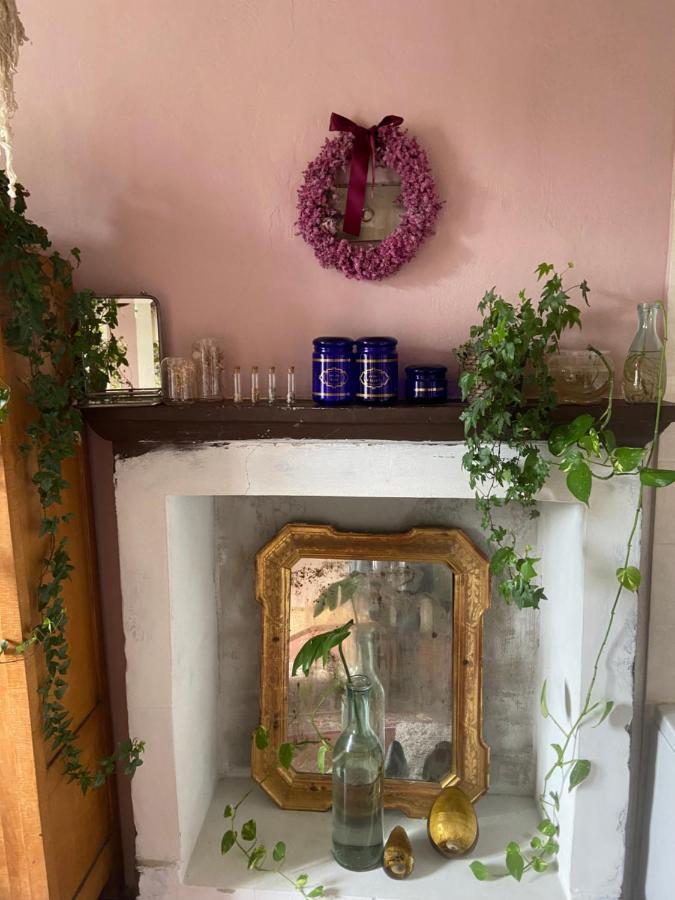 B&B Ostria Vento Medesano Bagian luar foto