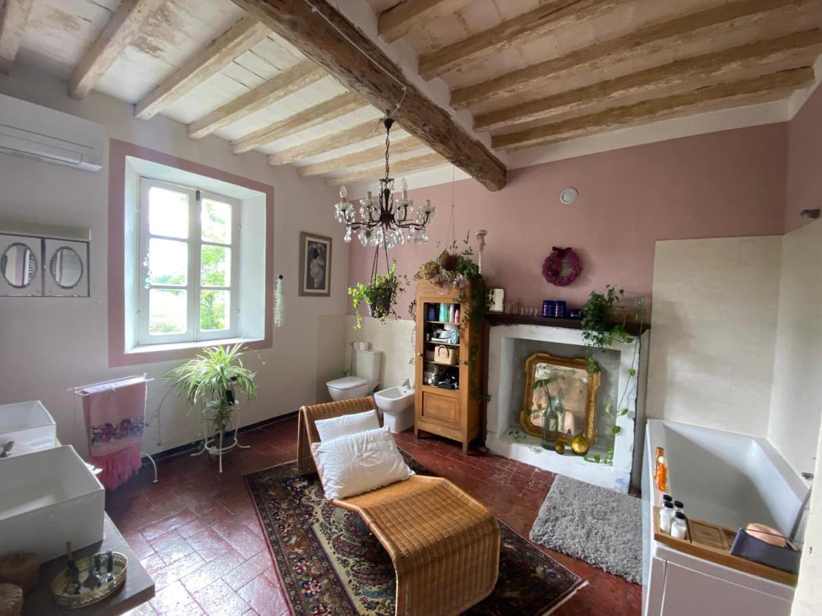 B&B Ostria Vento Medesano Bagian luar foto