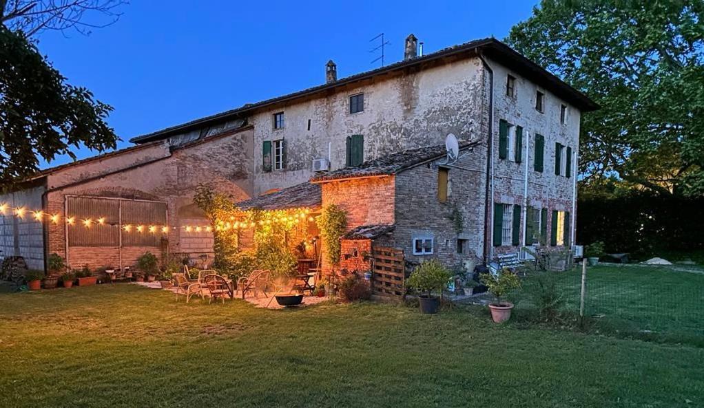 B&B Ostria Vento Medesano Bagian luar foto